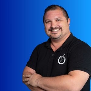 Antoine-dg-associe
